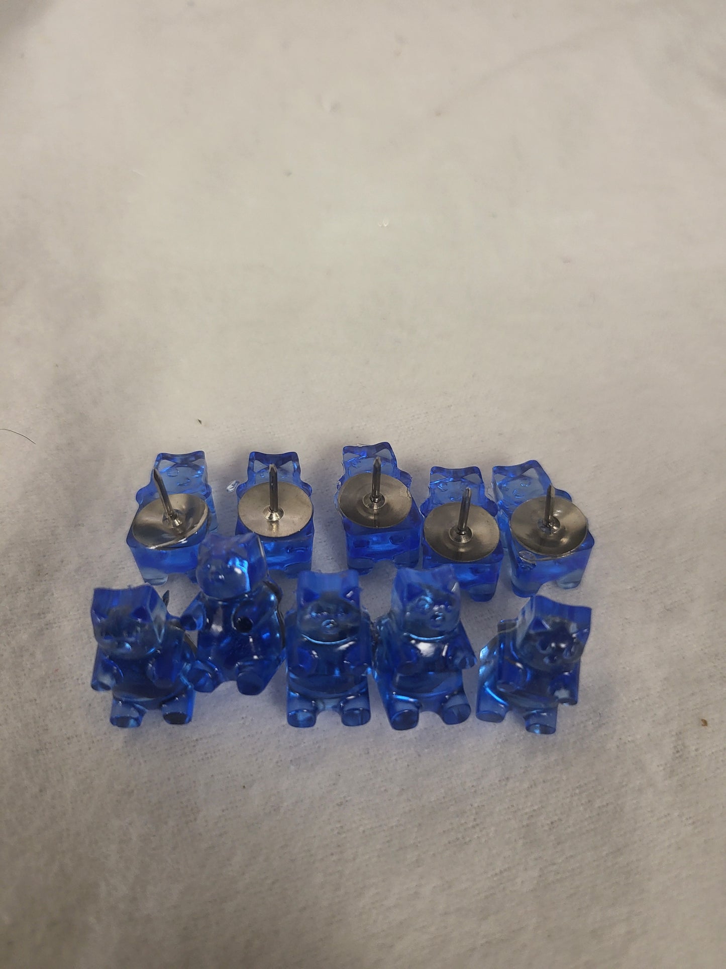 Resin push pins